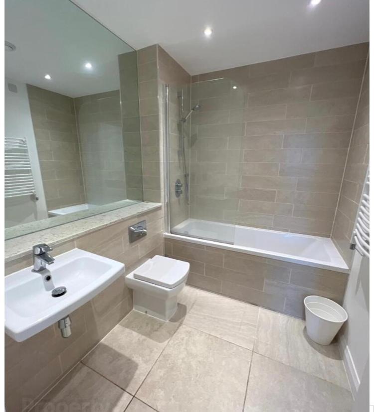 Stylish And Smart Two Double Bedroom Apartment Belfast Exterior foto